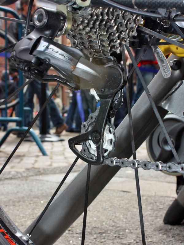 White pulleys from Shimano's Yumeya upgrade kit grace the rear derailleur on David Millar's (Garmin-Transitions) Felt F1.