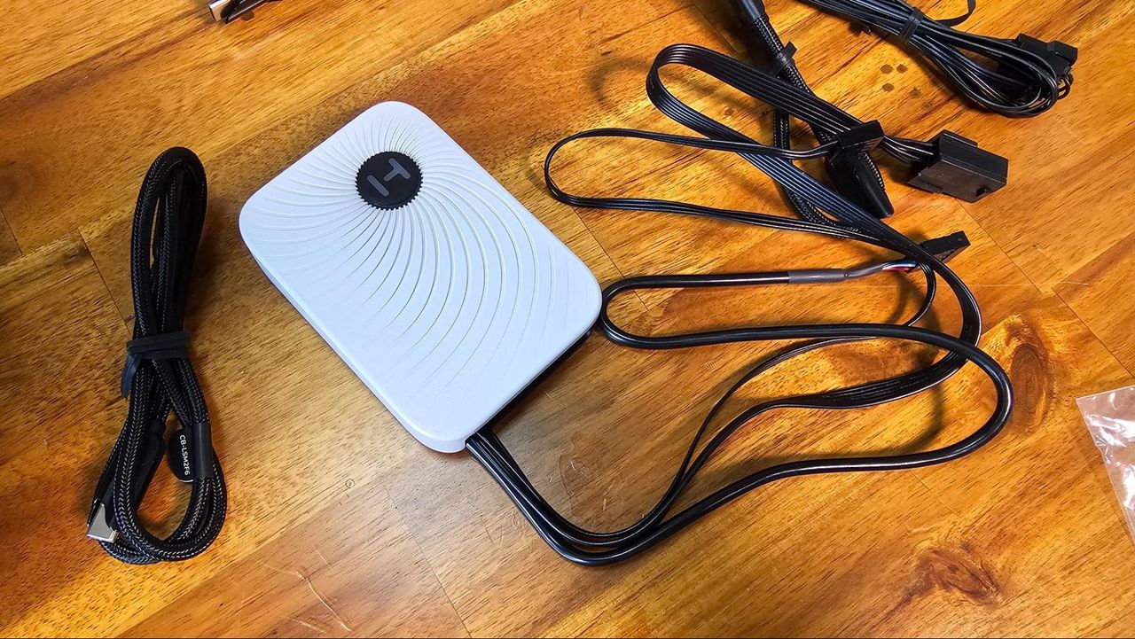 Hyte Nexus Link