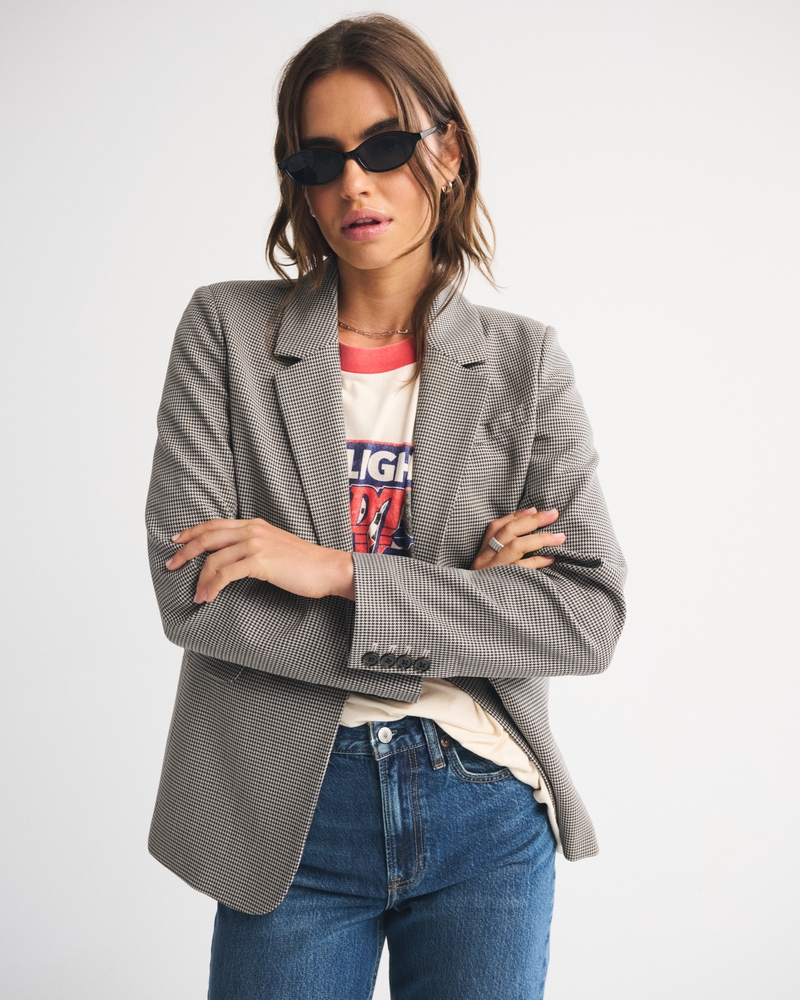 Classic Suiting Blazer