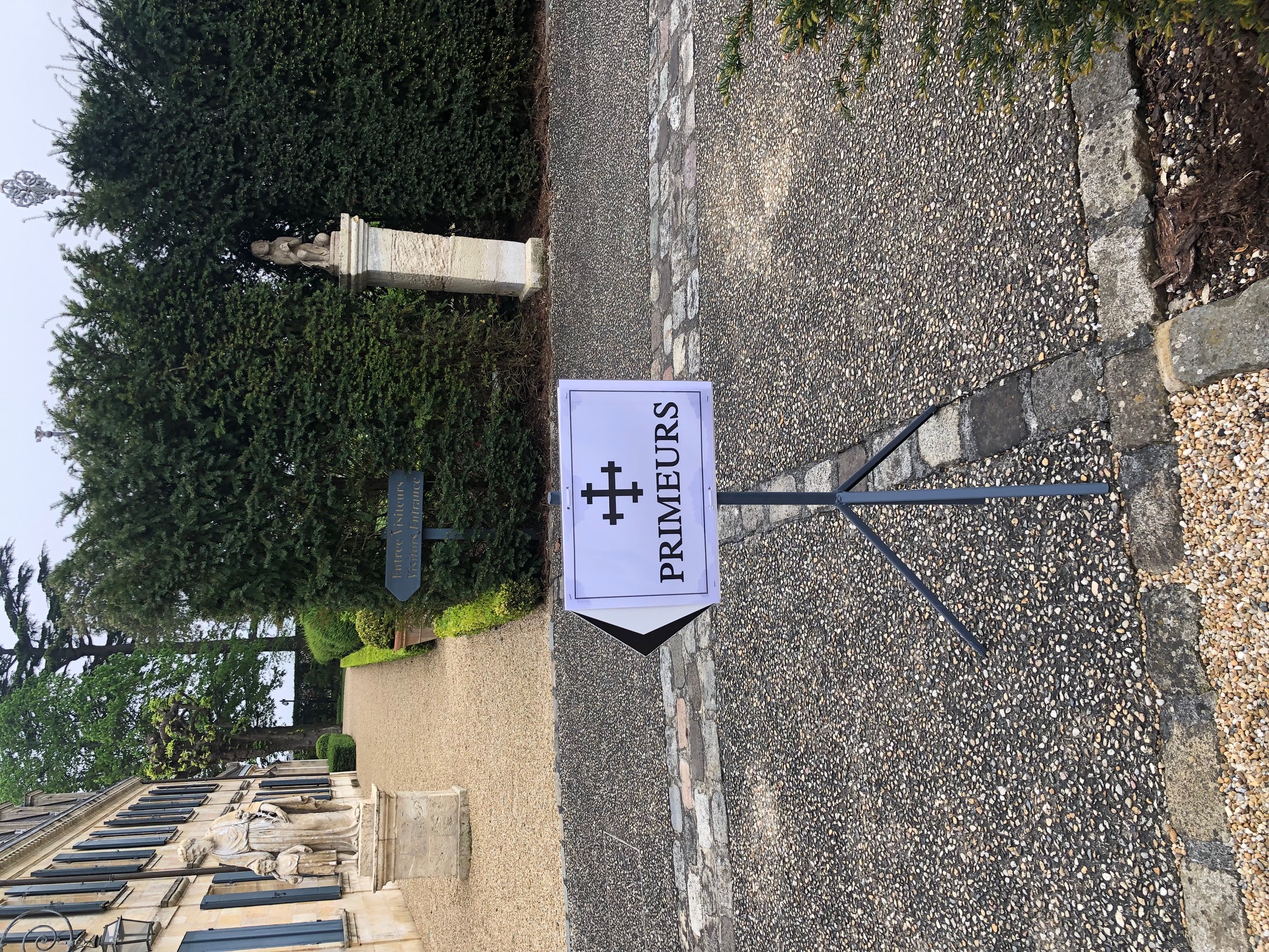 Primeurs tasting sign