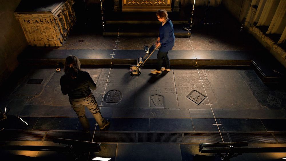 Shakespeare&#039;s grave is examined with radar