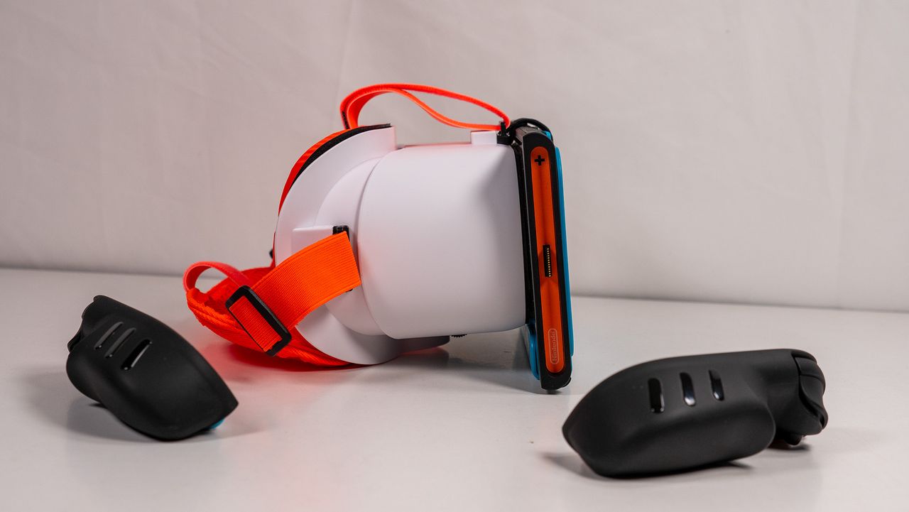A STARTRC VR headset with a Nintendo Switch 2 inserted