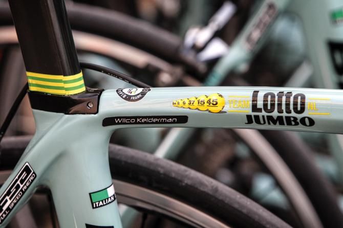Wilco Kelderman's Bianchi Oltre XR.2
