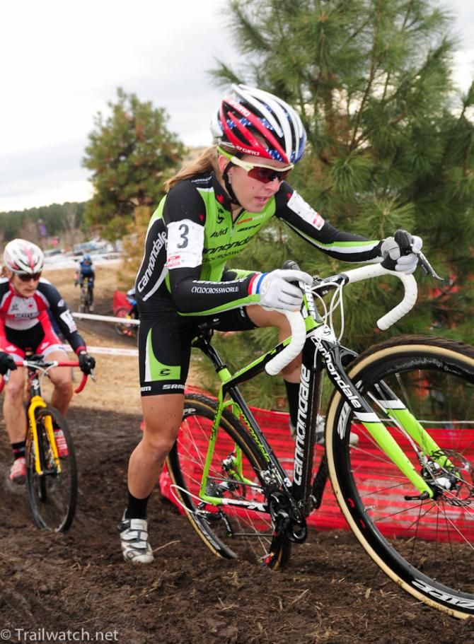 Kaitie Antonnneau (Cannondale) putting a foot on on a steep pitch