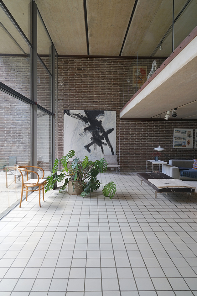Knud Holscher House