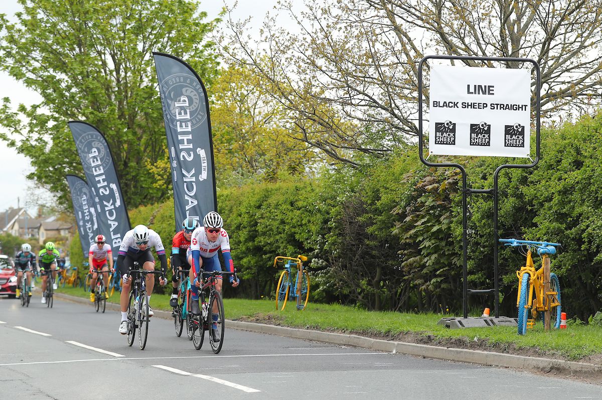 Ethan Hayter (Great Britain) won his height in Black Sheep beer with this sprint
