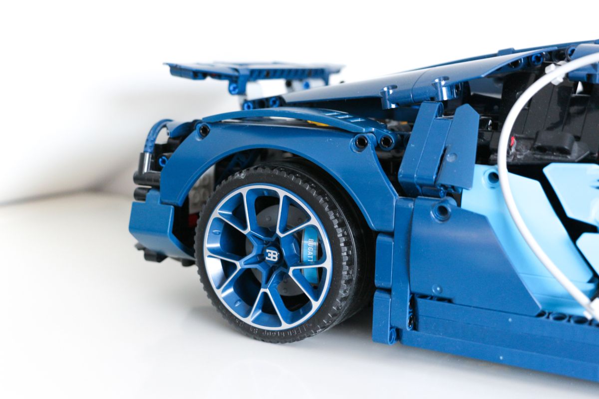 LEGO Lot of 12 Blue Car Vehicle Steering Wheels 