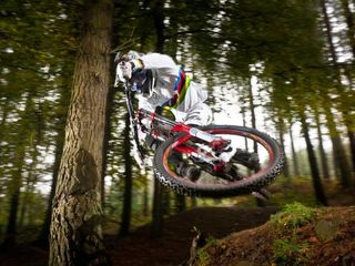 Danny’s World Champs run at Champery in Switzerland last year saw him not only secure the fabled rainbow stripes but also cement his position as the most technically gifted and stylish downhill racer in the world
