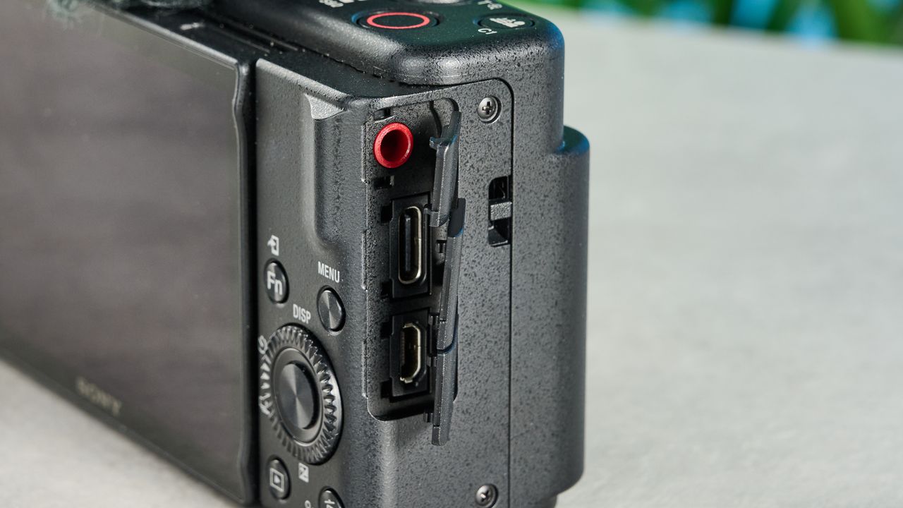 A black Sony ZV-1F compact vlogging camera