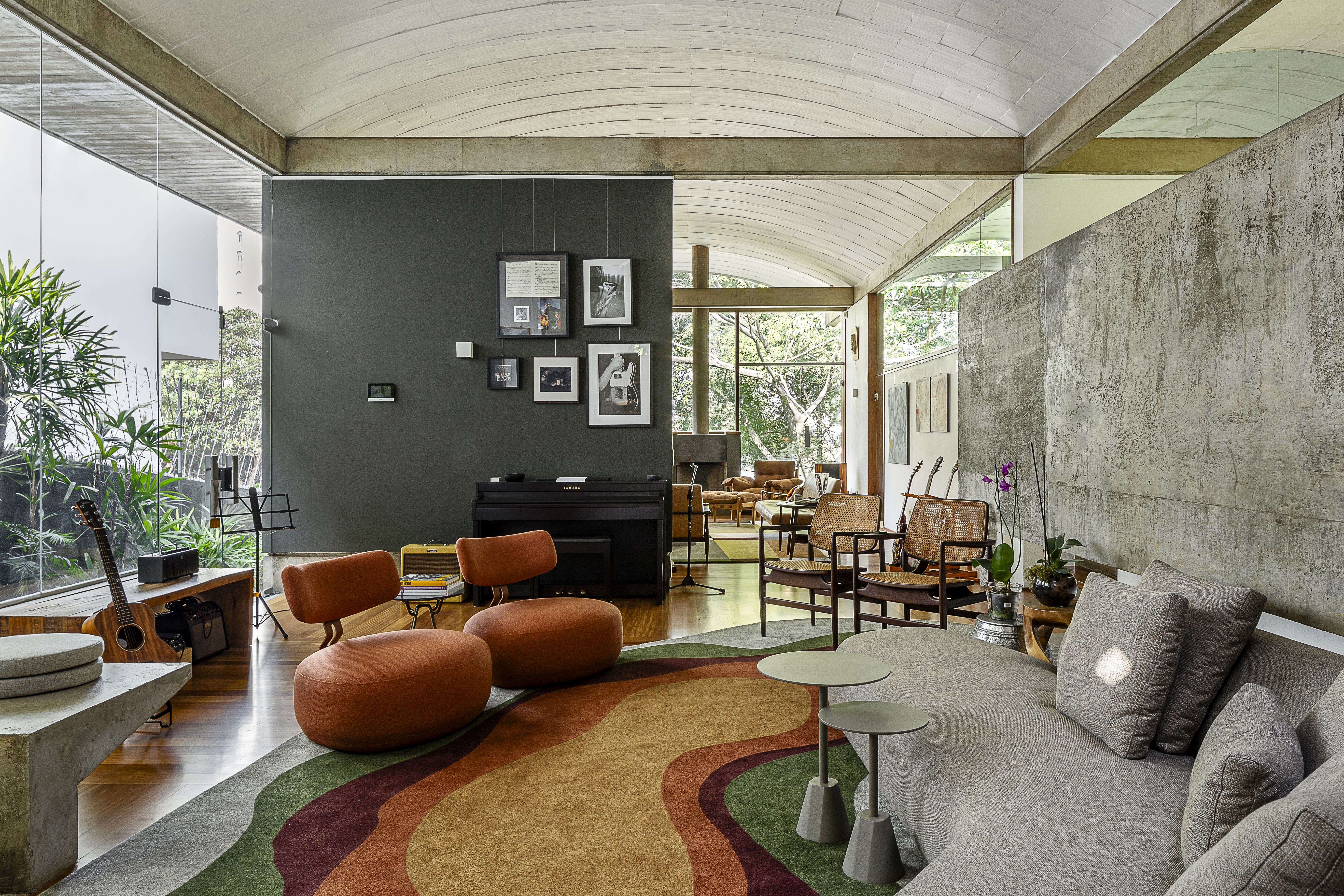 Brazilian Brutalism Arches House