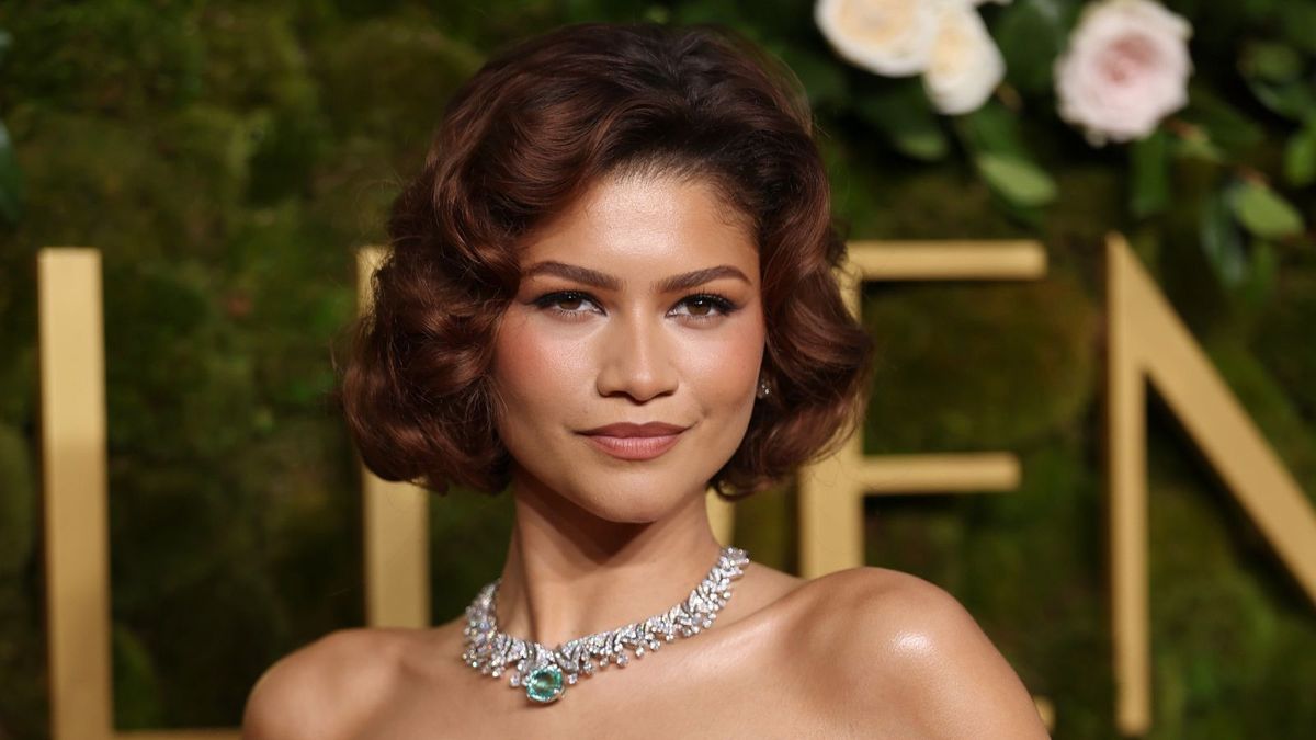 Zendaya uses this retro staple to bring texture to her room