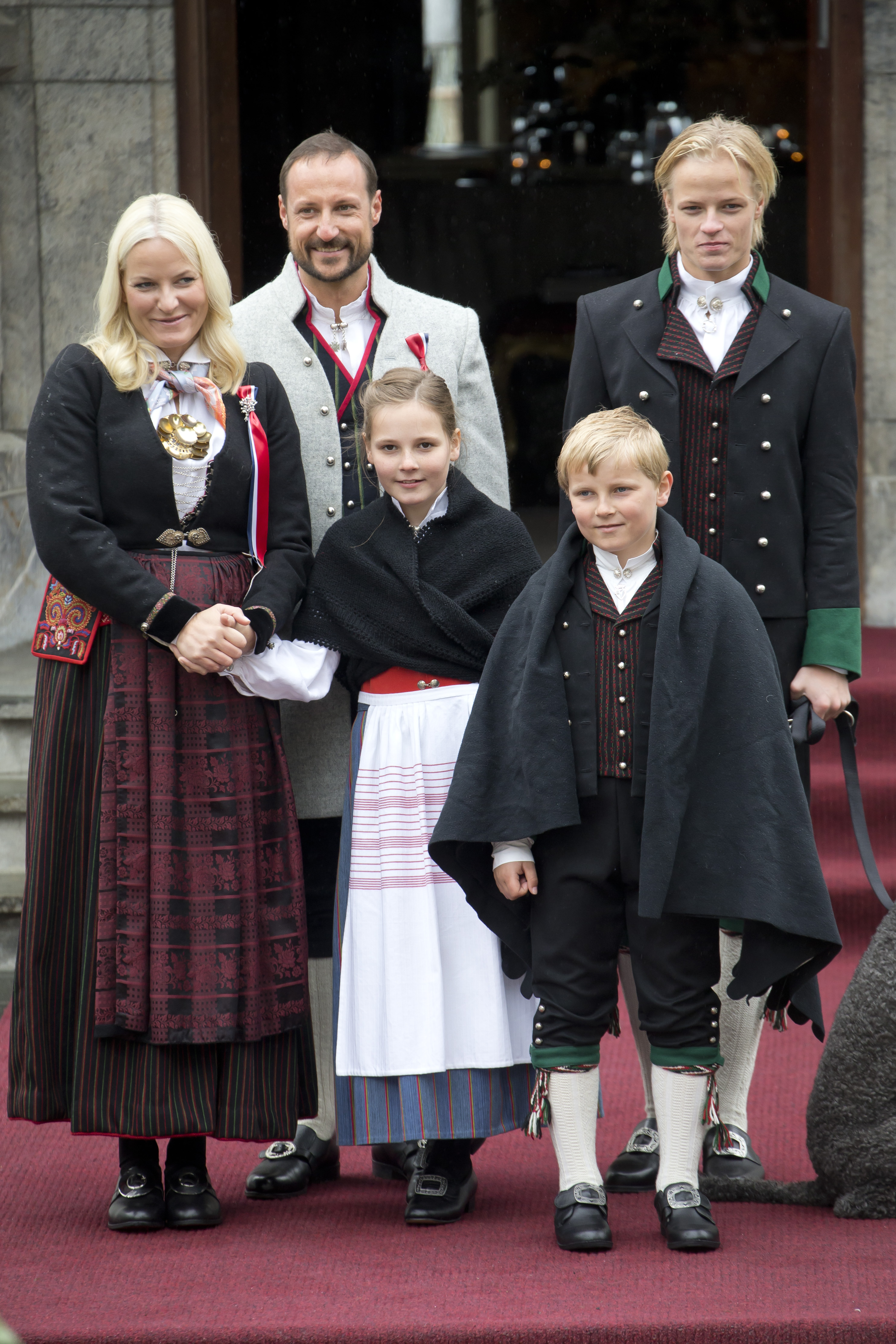 Crown Princess Mette-Marit, Crown Prince Haakon and their children in traditional outfits