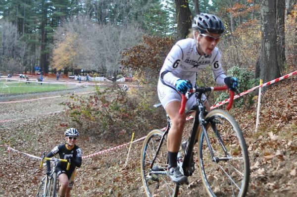 Arley Kemmerer (C3 - Athletes Serving Athletes) has bridged to Christina Tamilio (Ladies First Racing), the two would dangle just behind the front group for most of the race