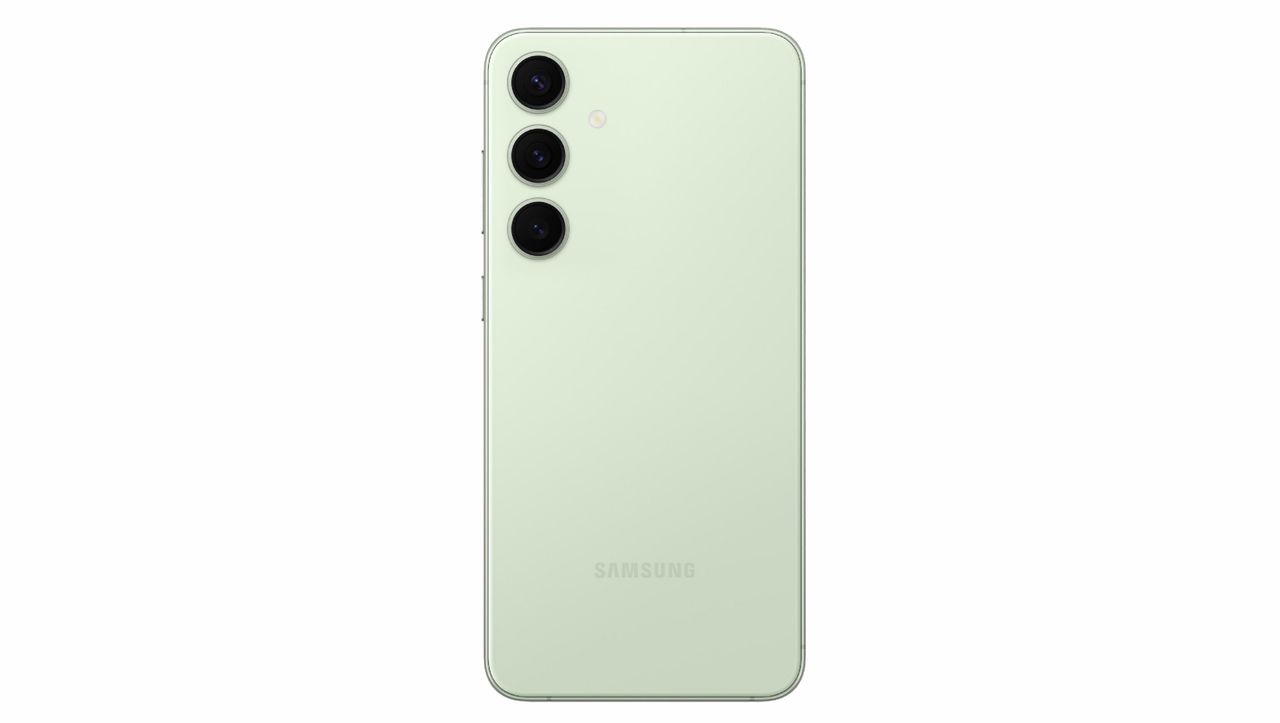En l&auml;ckt bild av Galaxy S25 i gr&ouml;nt.