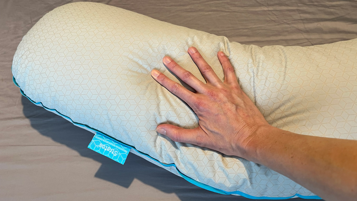 Simba Cooling Body Pillow review 2025: hug the pain away | TechRadar