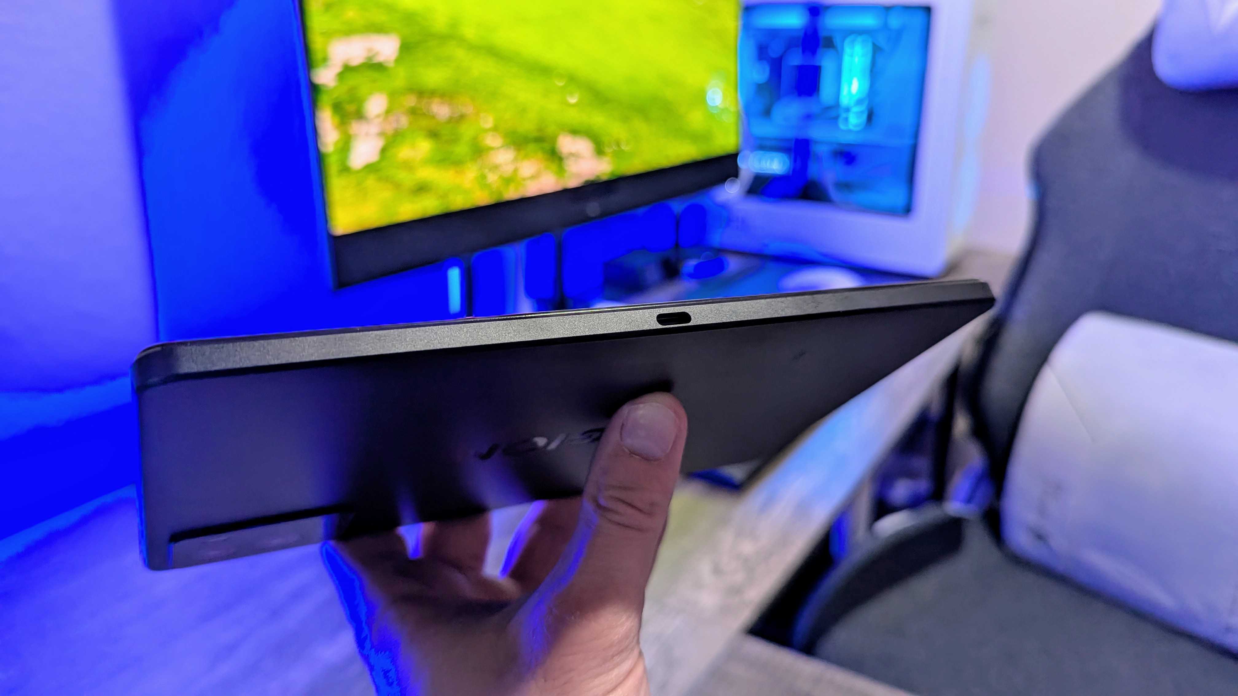 Image of the Lenovo Legion Tab (Gen 3) tablet.