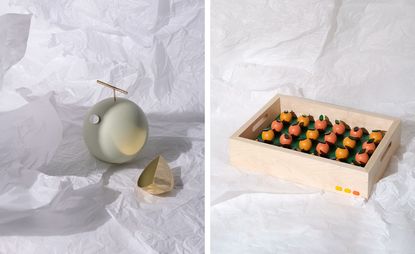 Sculptures resembling melon and apricots 