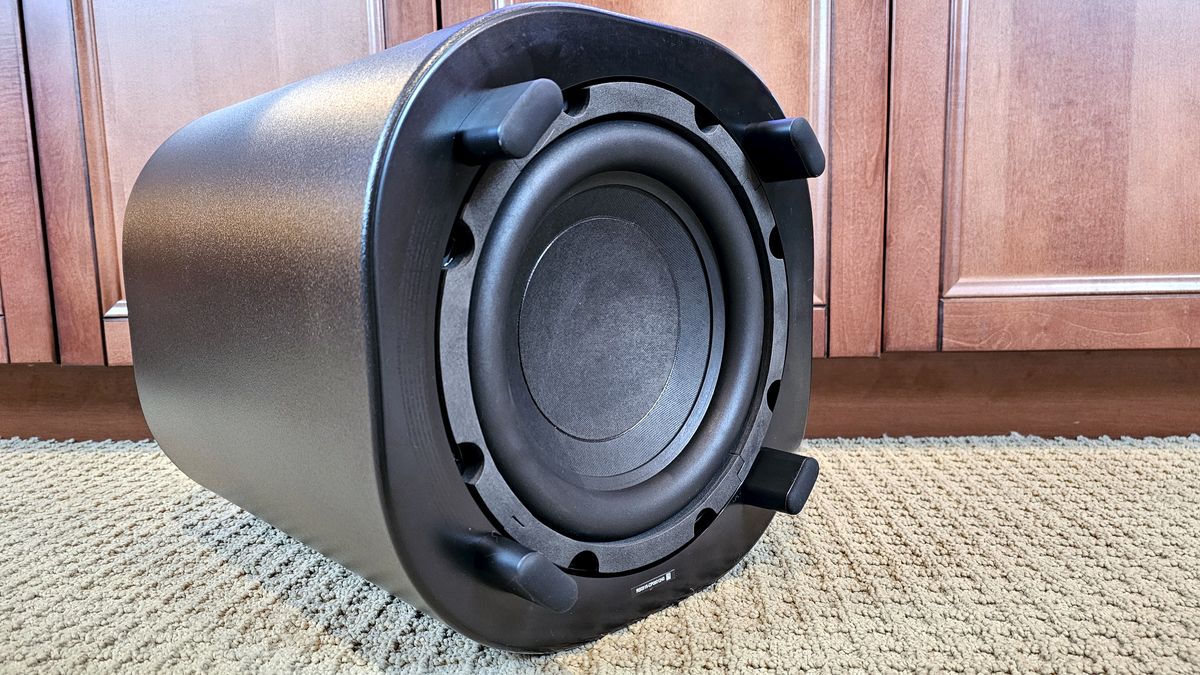 JBL Bar 1000MK2 subwoofer on floor