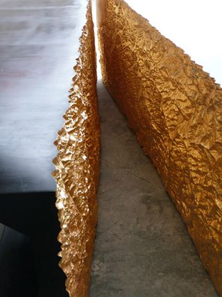 ’Hommage’ table by Thierry Dreyfus