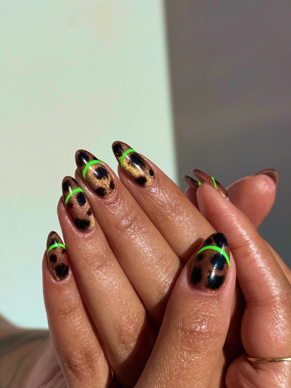 leopard print manicure