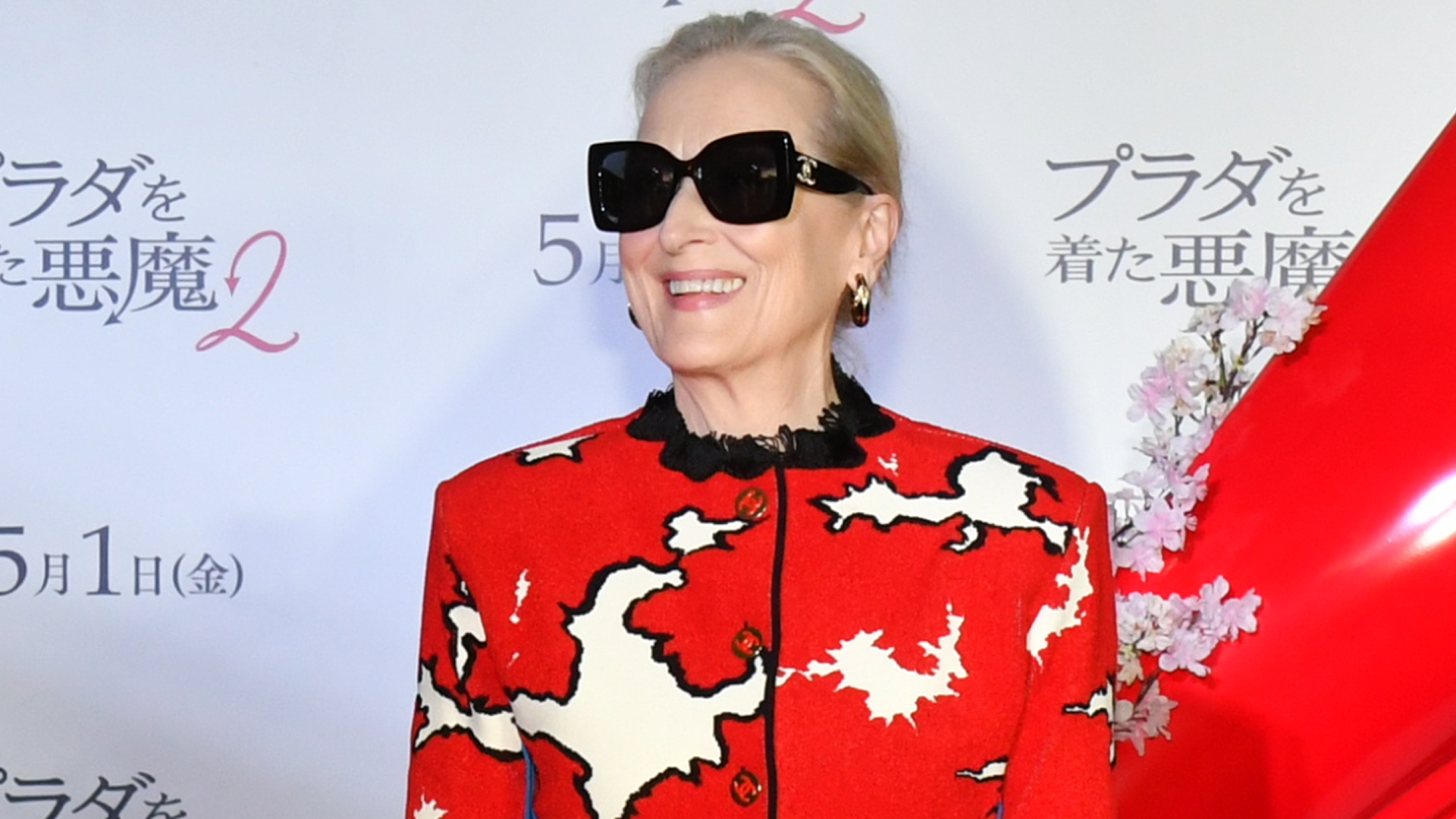Meryl Streep wore a red, white, and black skirt set from Chanel M&eacute;tiers d'Art Spring 2026 collection to the Devil Wears Prada 2 premiere in Tokyo