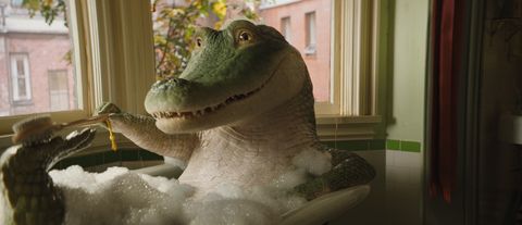 Lyle Lyle Crocodile in bathtub