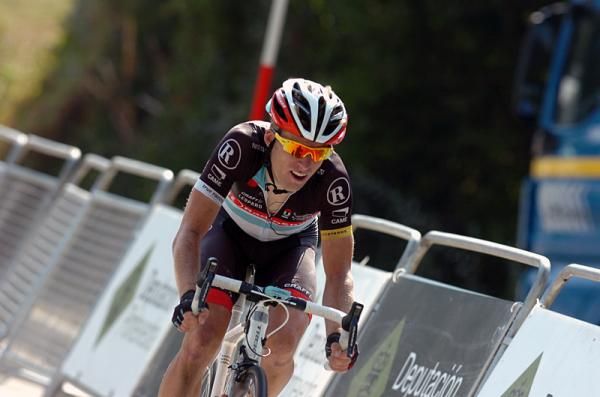 Jan Bakelants (RadioShack-Nissan) rides to a 6th place finish in the Vuelta's 17th stage.