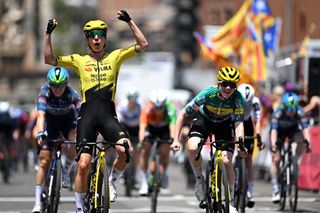 Volta a Catalunya Feminas: Paula Blasi seals GC victory as Marianne Vos blasts to sprint win in Barcelona