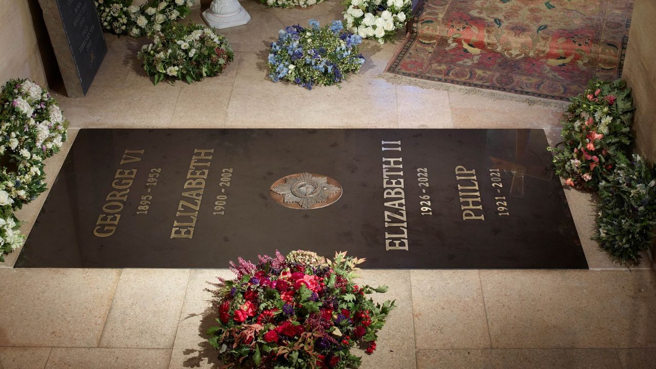 The Queen&#039;s ledger stone, marking her final resting place