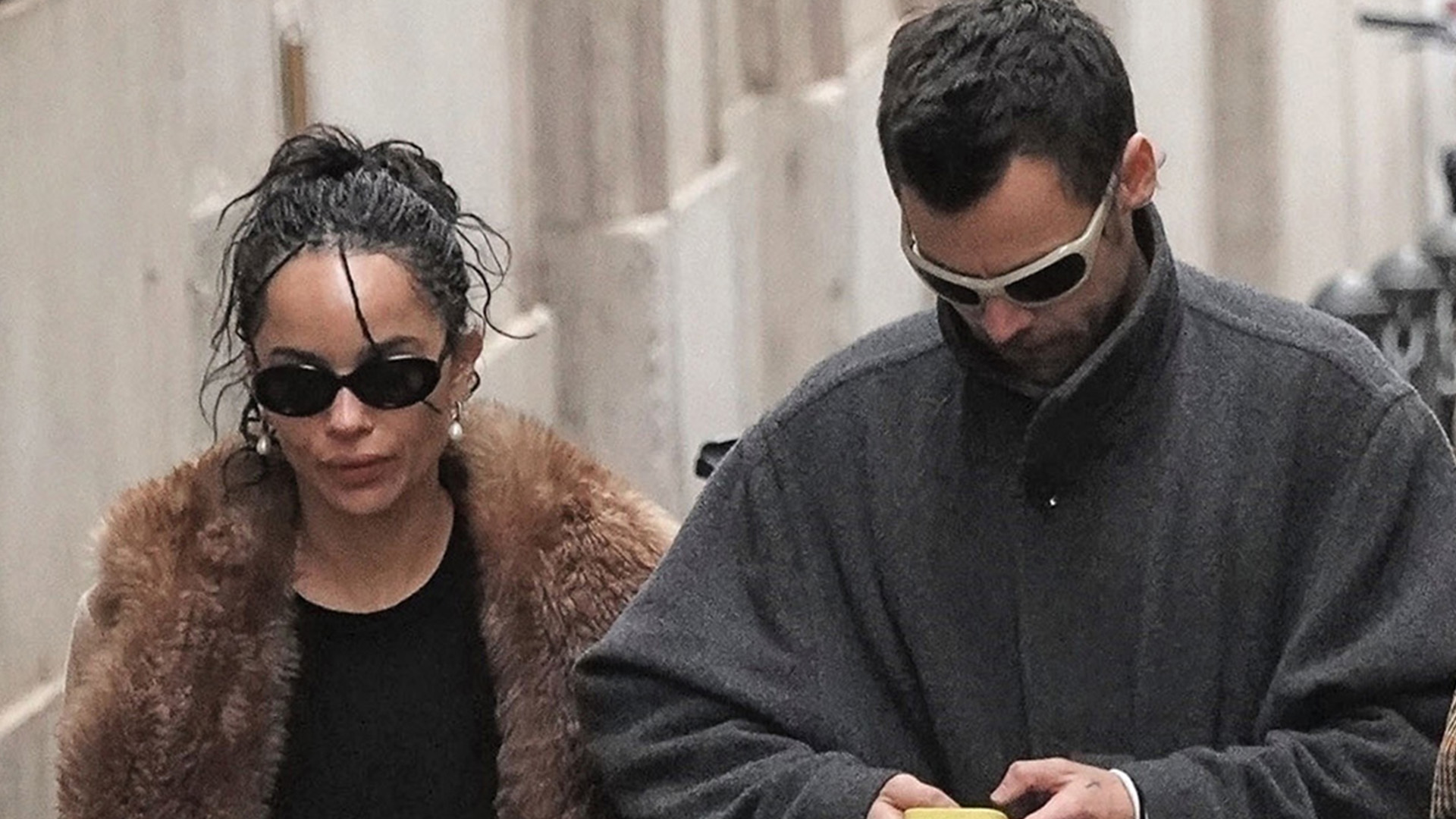 Zoe Kravitz fur collar coat rome style 