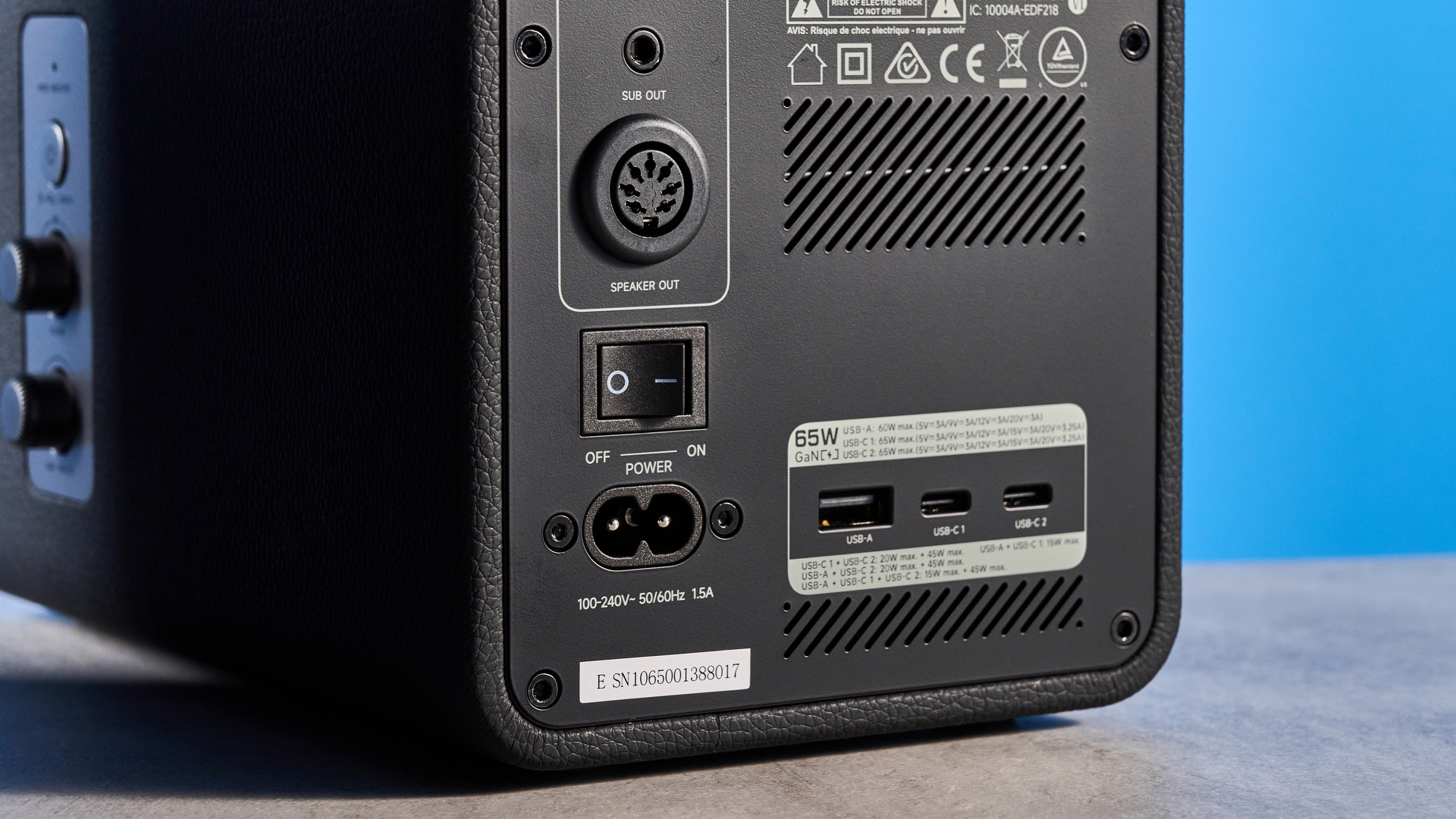 Edifier QR65 gaming and computer speakers in black