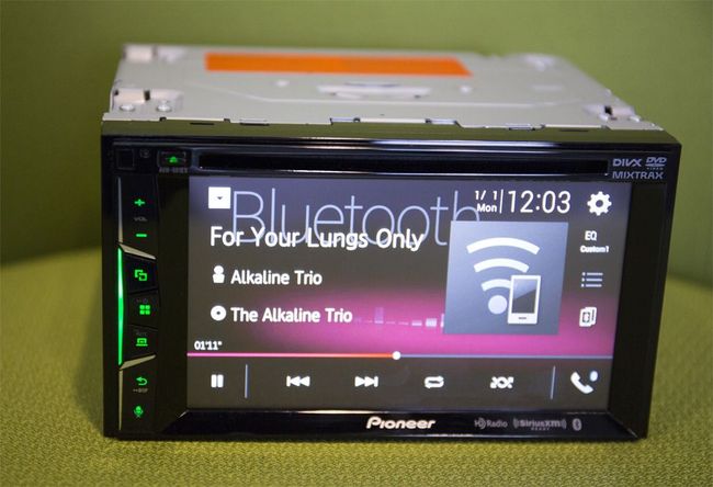 Pioneer AVH501EX Review | Top Ten Reviews