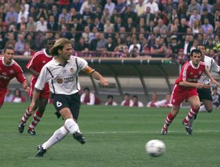 Gaizka Mendieta scores a penalty for Valencia against Bayern Munich in the 2001 Champions League final.