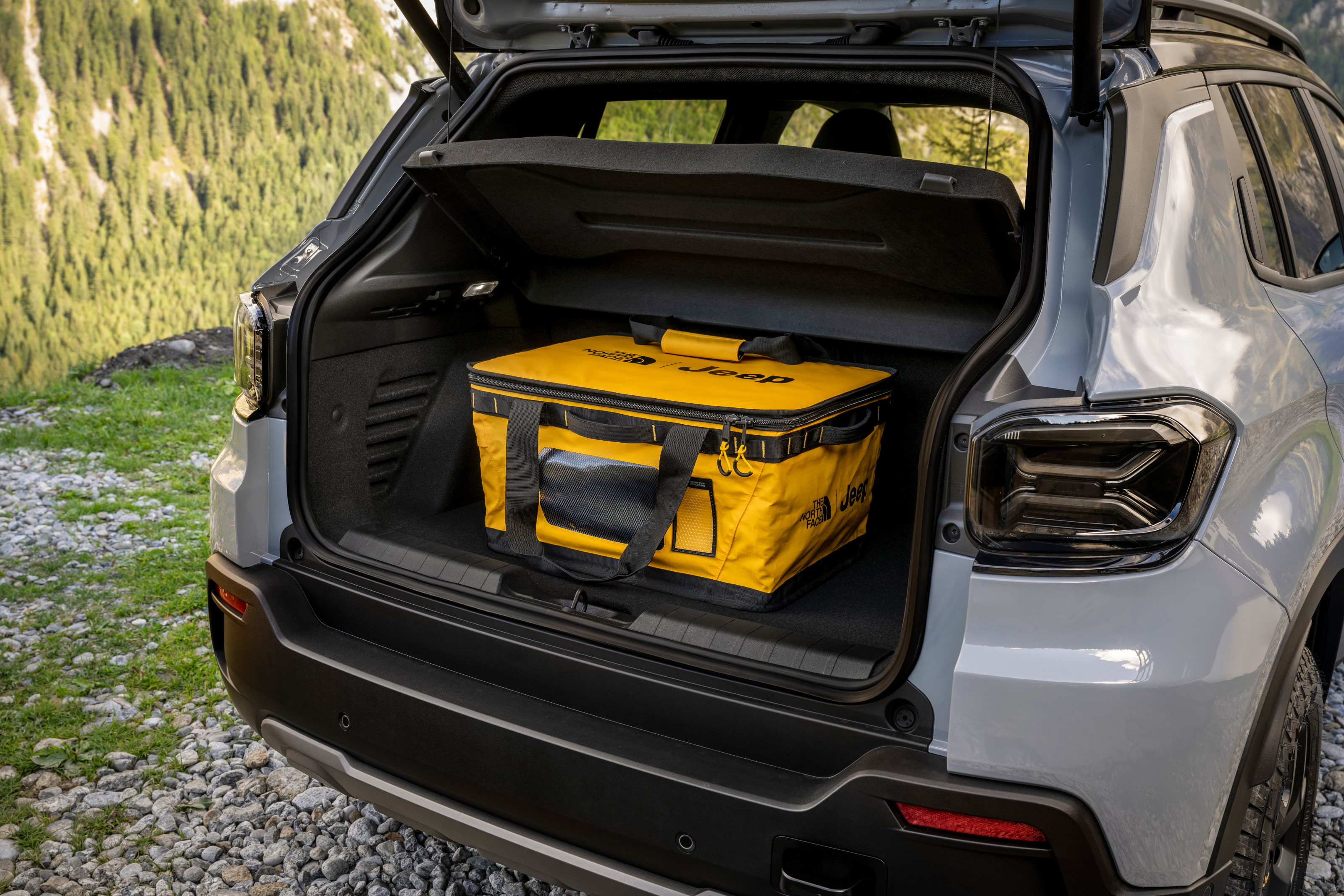 The car comes with a Jeep x The North Face tent