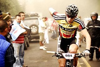 Ben Sonntag refuels during a tough stage 3