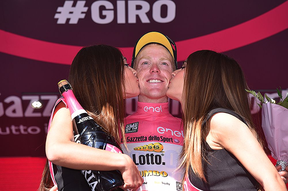 Steven Kruijswijk (LottoNL-Jumbo) moves into the pink jersey at the Giro d'Italia