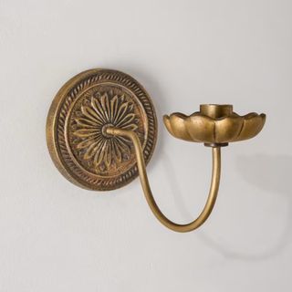 Gold vintage-style wall sconce