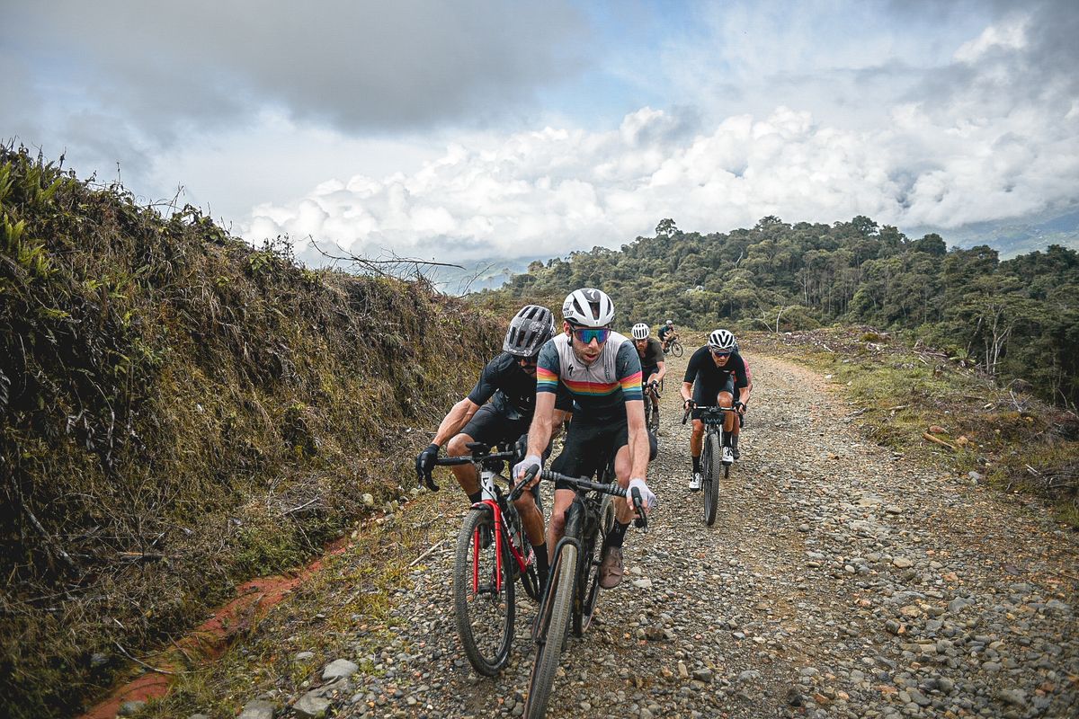 Laurens ten Dam leads front group on stage 2 before river crossing