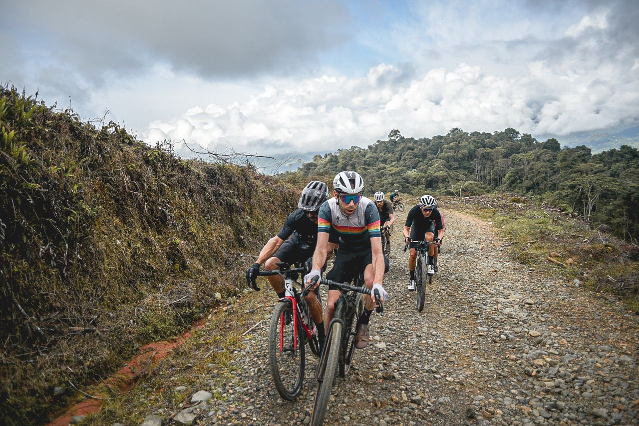 Laurens ten Dam leads front group on stage 2 before river crossing