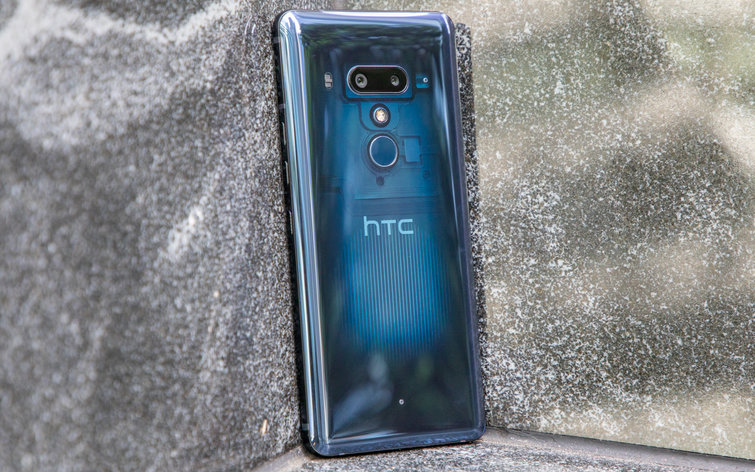 water resistant gaming phone