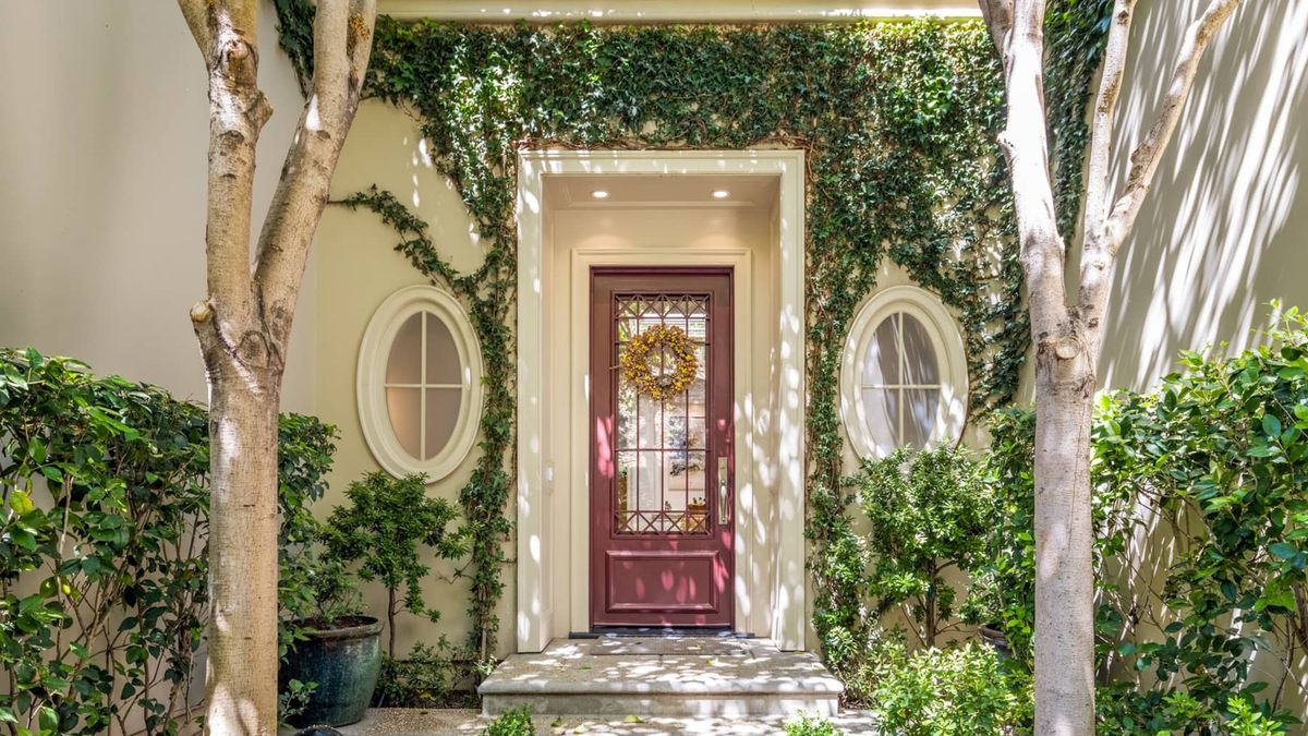 À l'intérieur de la maison moderne de Katy Perry à Beverly Hills 