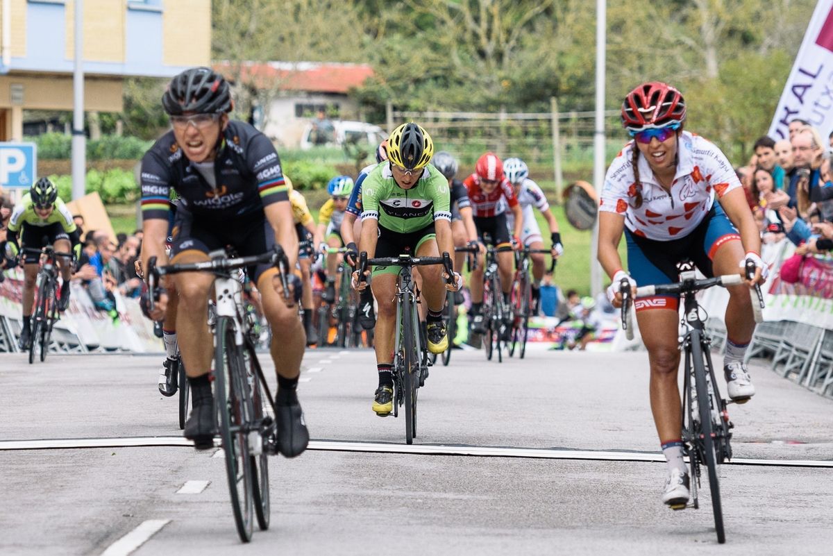 Bronzini wins stage 3 of Euskal Emakumeen XXIX Bira ahead of Carmen Small
