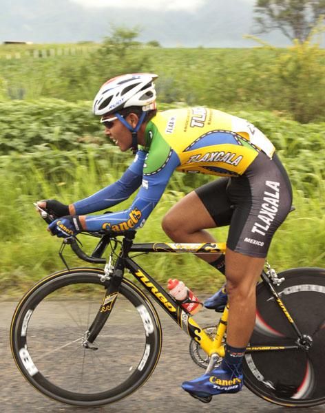 Jonathan Islas claimed victory by 42 seconds.