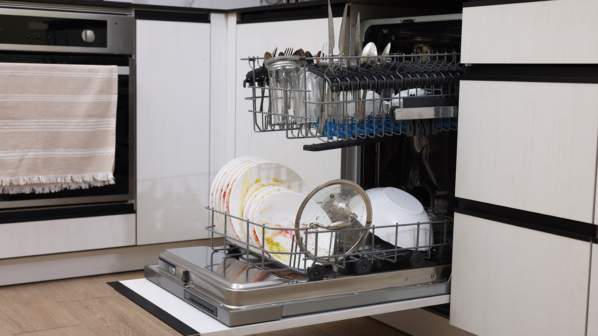 Dirty dishes in dishwasher