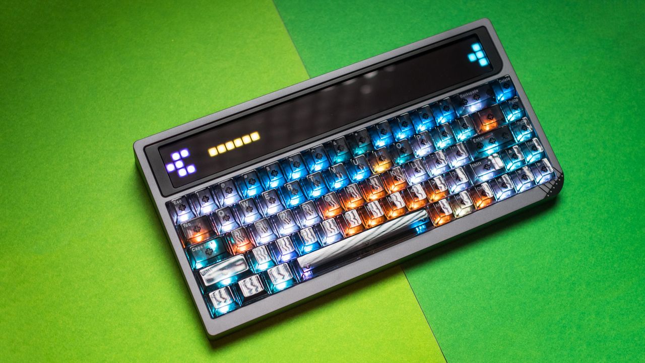 Angry Miao AM RGB 65 keyboard