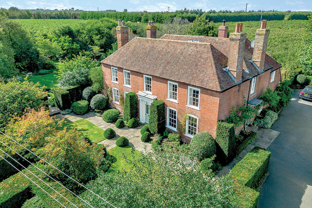 Property for sale: The Old House, Painters Forstal, Faversham, Kent.