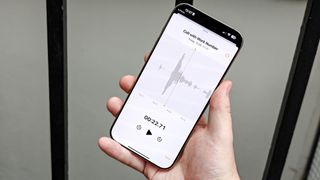 Apple Intelligence phone call recording in iOS 18.1