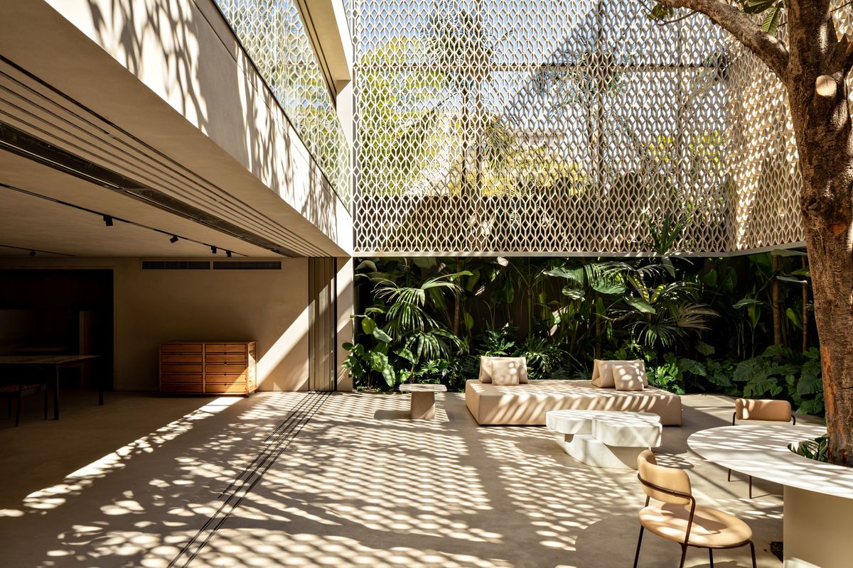 Studio Arthur Casas' biophilic retail design for +55design