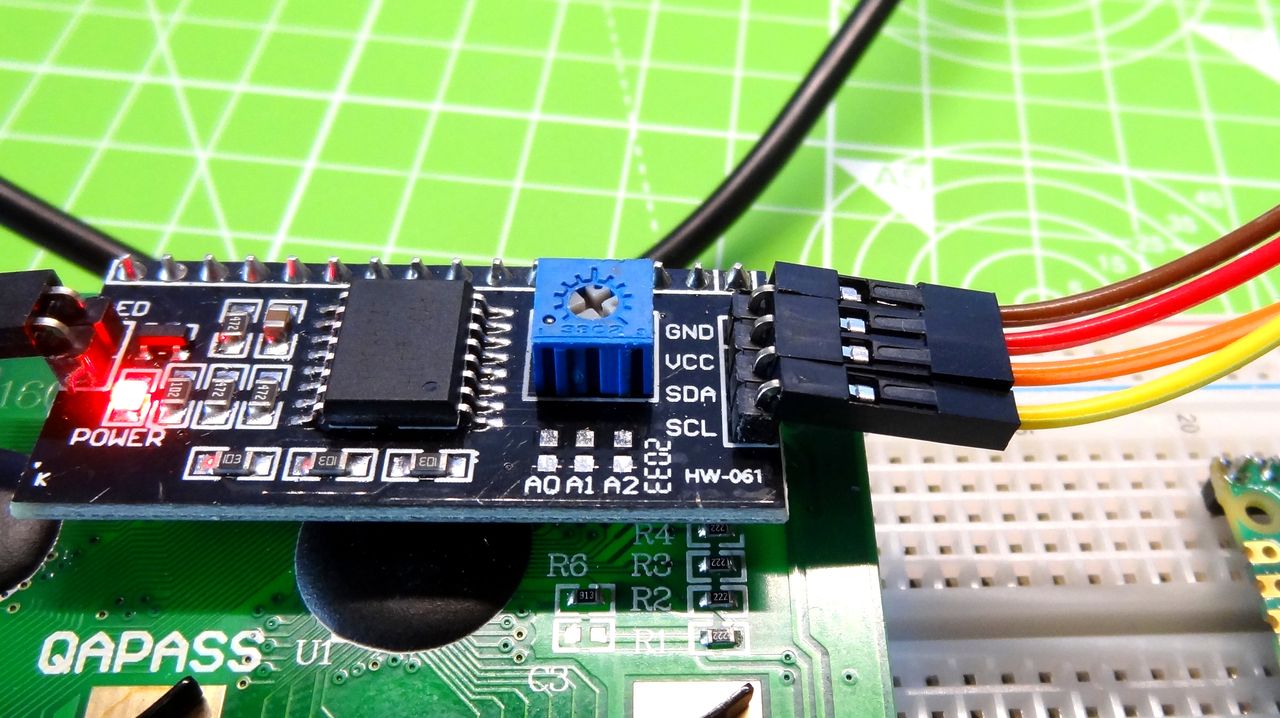 Raspberry Pi Pico with LCD Screen