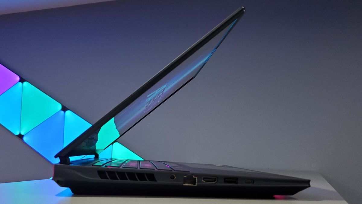 Gigabyte Aorus Master 16 gaming laptop